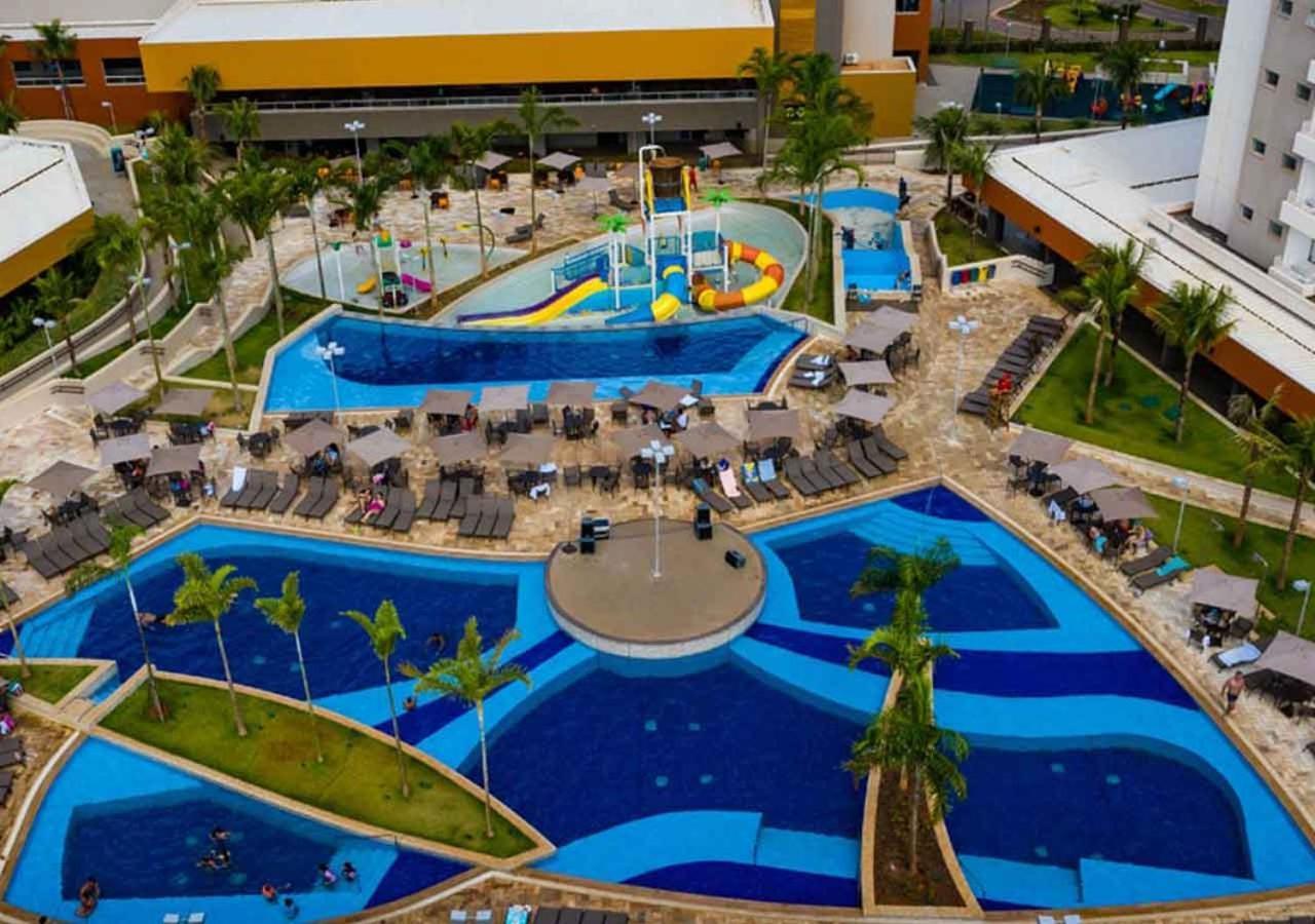 Enjoy Solar Das Aguas Park Resort Олимпия Экстерьер фото Aerial view of the resort's water park