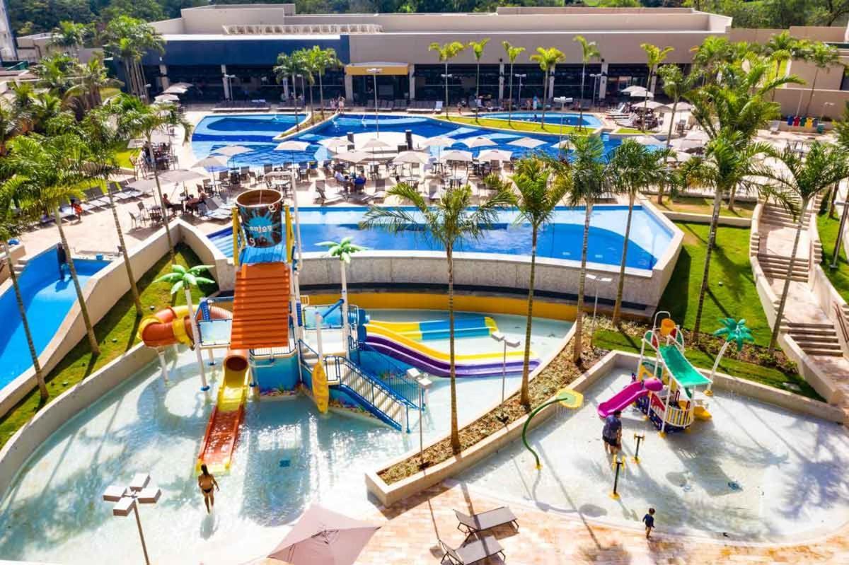 Enjoy Solar Das Aguas Park Resort Олимпия Экстерьер фото Aerial view of Splash Island